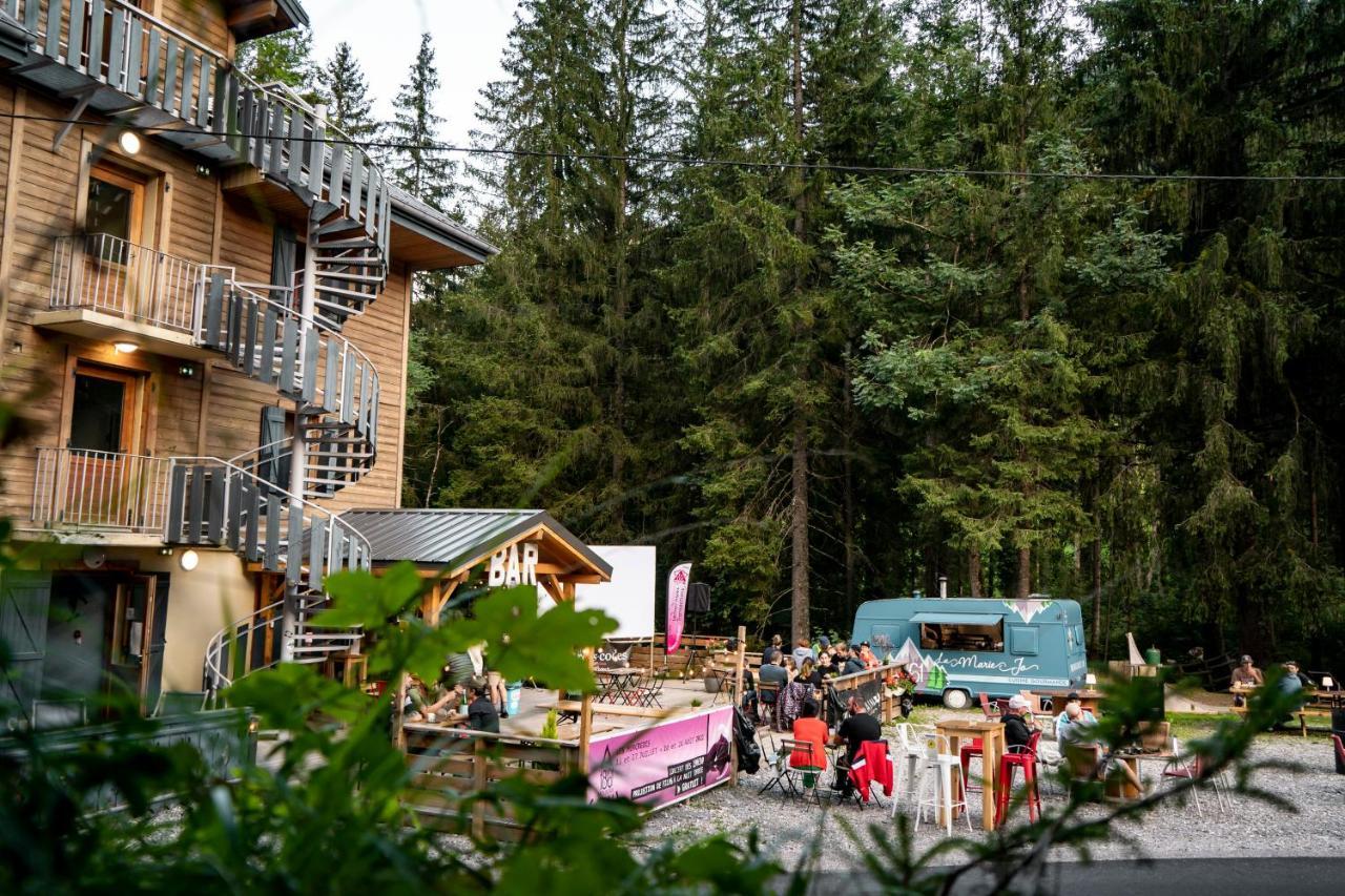 1861 Chatel Hostel Esterno foto